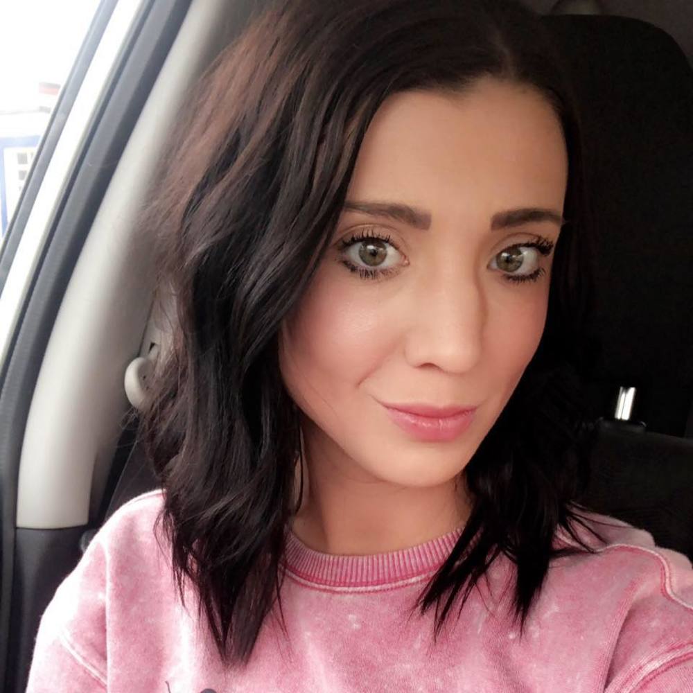 Meet your Posher, Nicole